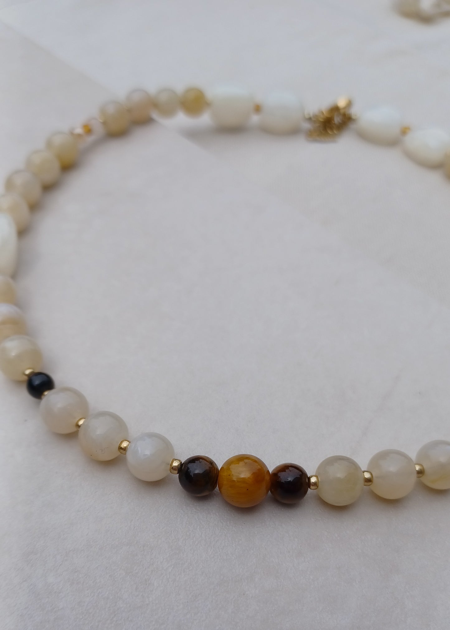 Crème | Tijgeroog | Ketting