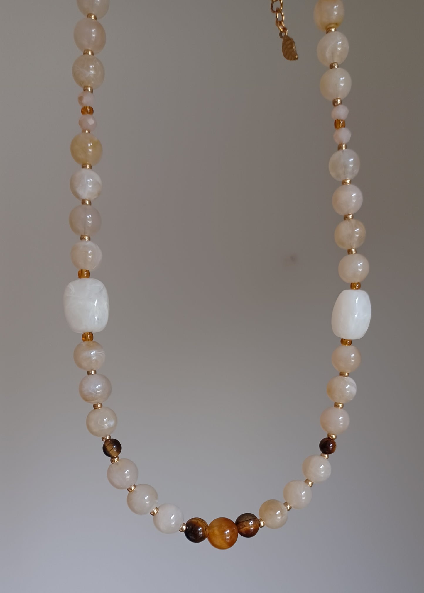 Crème | Tijgeroog | Ketting