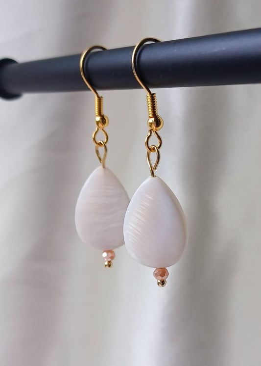 Crème | Schelp | Oorbellen